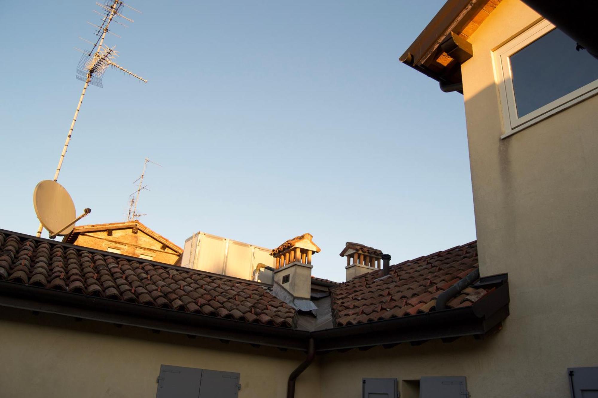 Casa Viola, Deliziosa Mansarda In Centro Storico Apartment โมดินา ภายนอก รูปภาพ