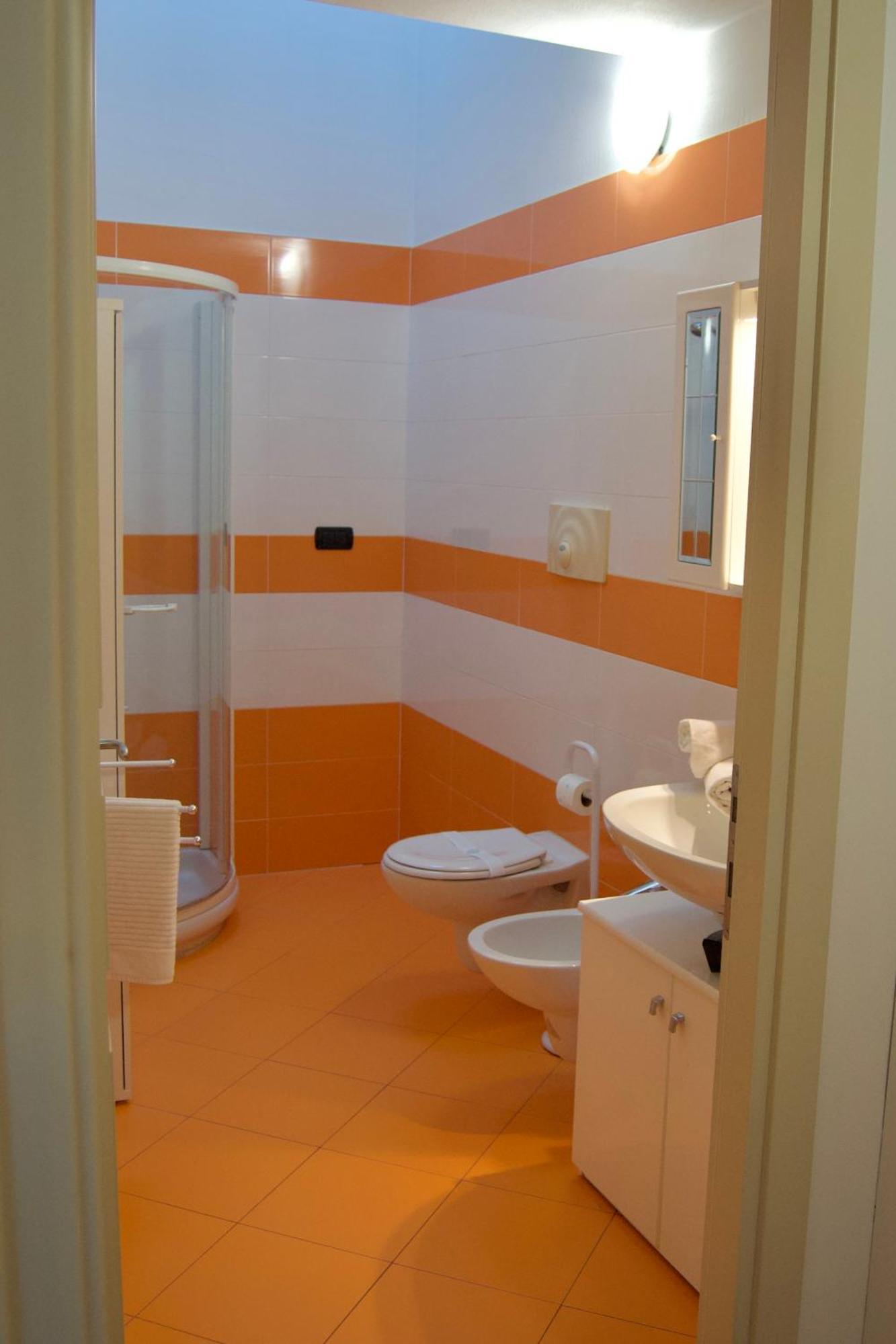 Casa Viola, Deliziosa Mansarda In Centro Storico Apartment โมดินา ภายนอก รูปภาพ
