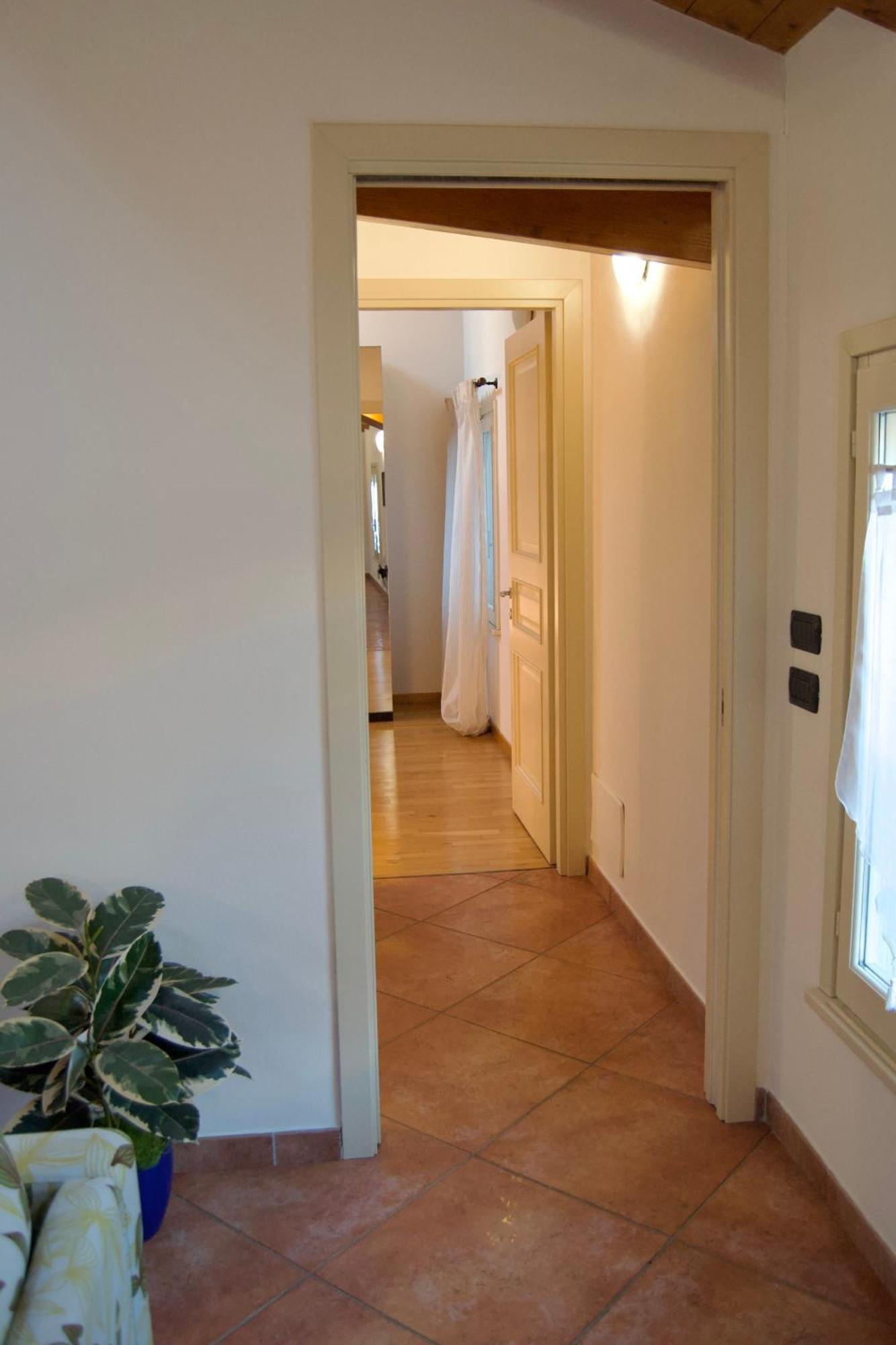 Casa Viola, Deliziosa Mansarda In Centro Storico Apartment โมดินา ภายนอก รูปภาพ