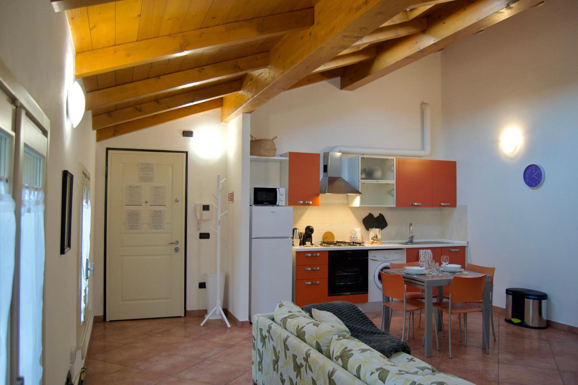 Casa Viola, Deliziosa Mansarda In Centro Storico Apartment โมดินา ภายนอก รูปภาพ